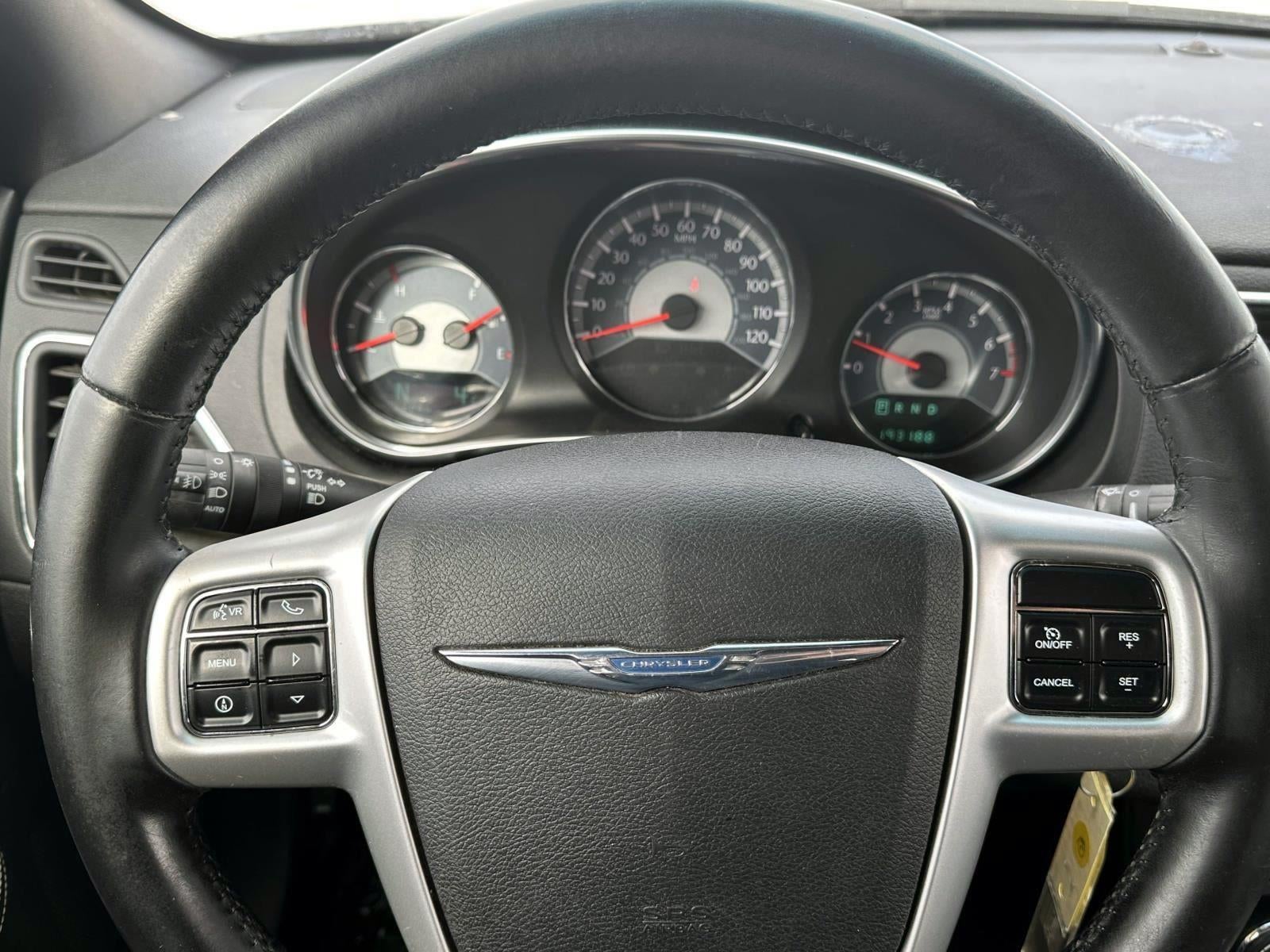 2011 Chrysler 200 Limited