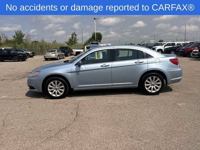 2012 Chrysler 200 Touring