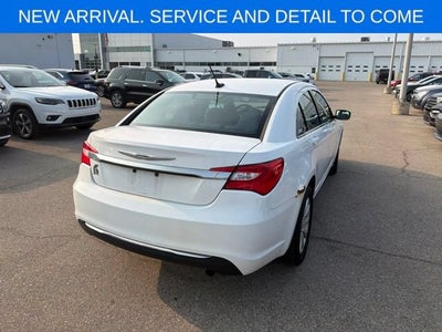 2013 Chrysler 200 Touring
