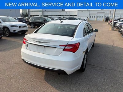 2013 Chrysler 200 Touring
