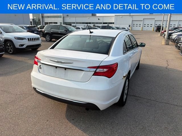 2013 Chrysler 200 Touring