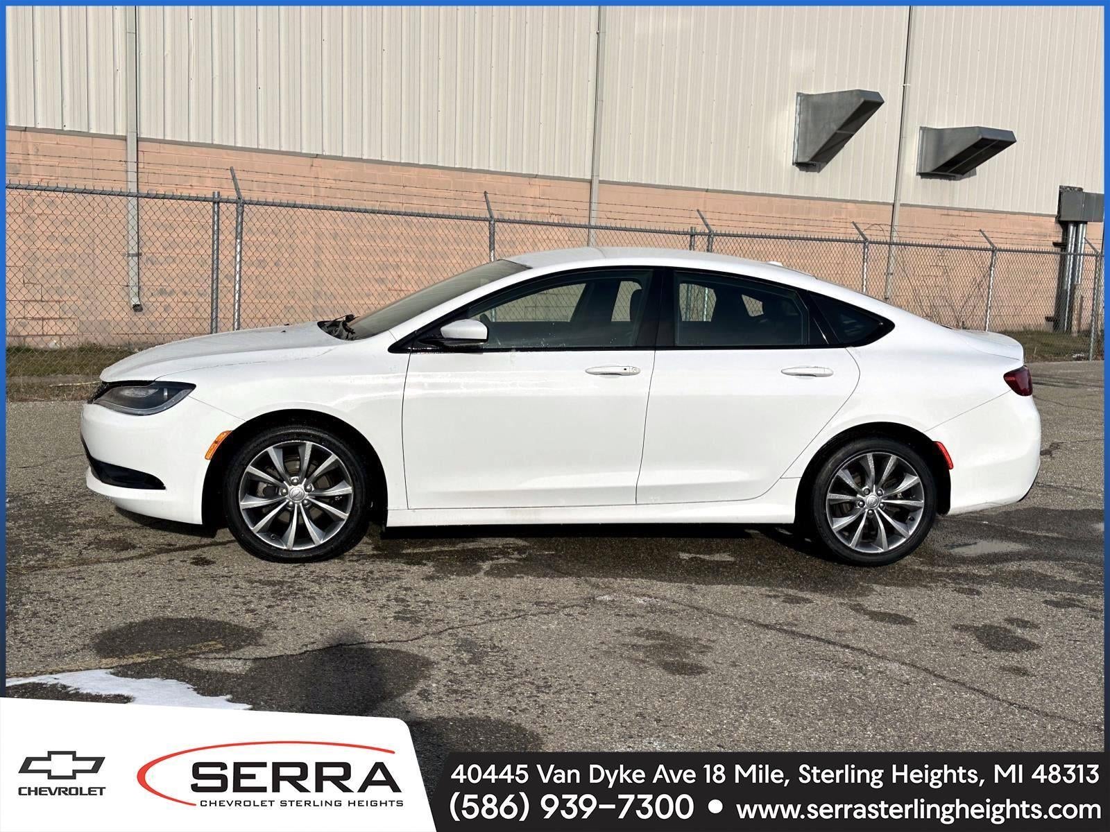 2016 Chrysler 200 S