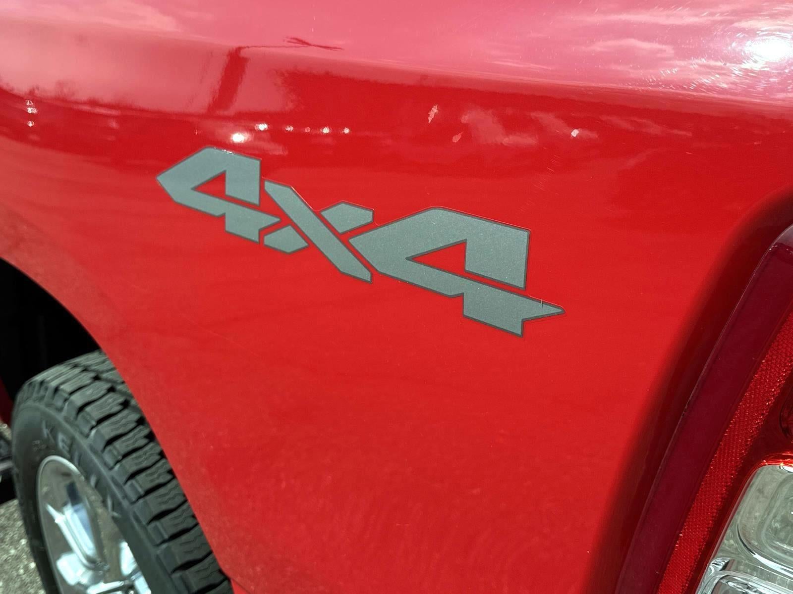 2019 RAM 1500 Big Horn/Lone Star Crew Cab 4x4 5'7" Box