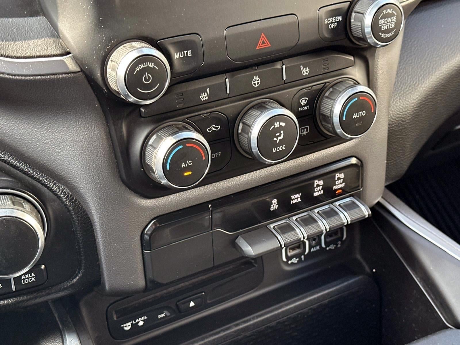 2019 RAM 1500 Big Horn/Lone Star Crew Cab 4x4 5'7" Box