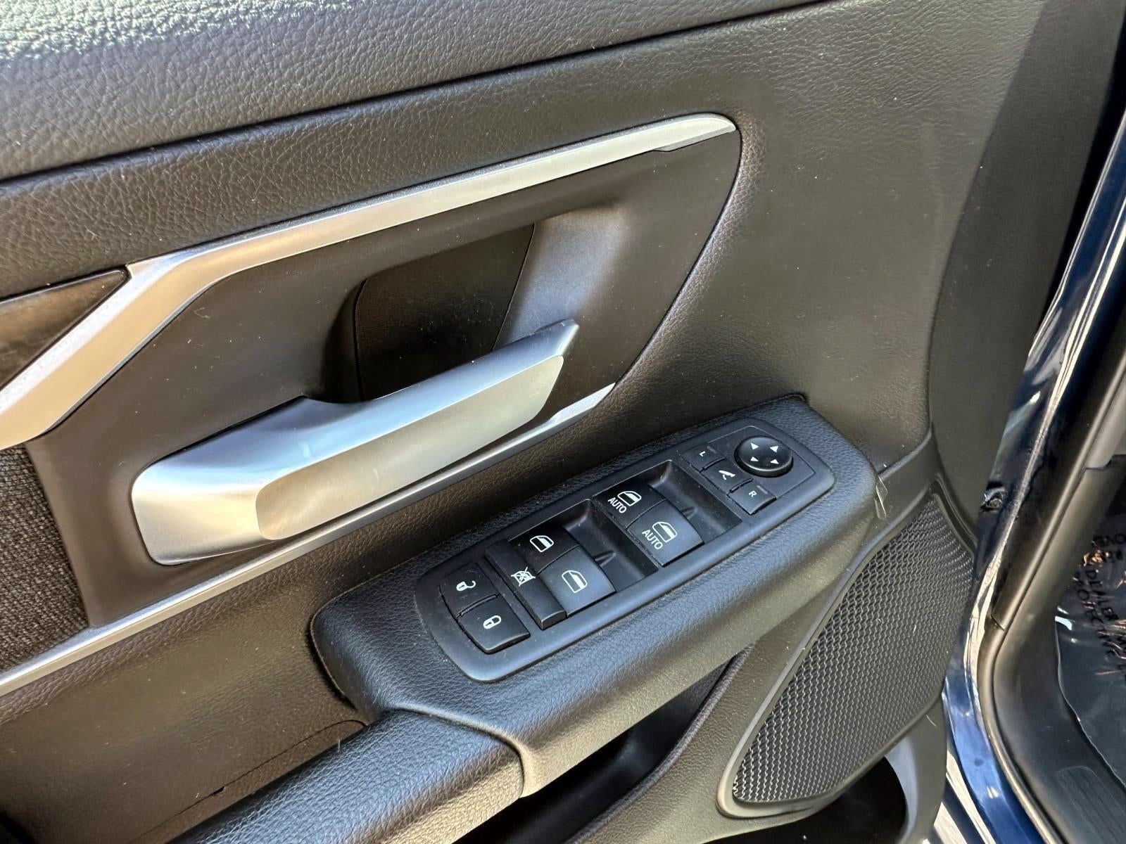 2019 RAM 1500 Big Horn/Lone Star Crew Cab 4x4 5'7" Box