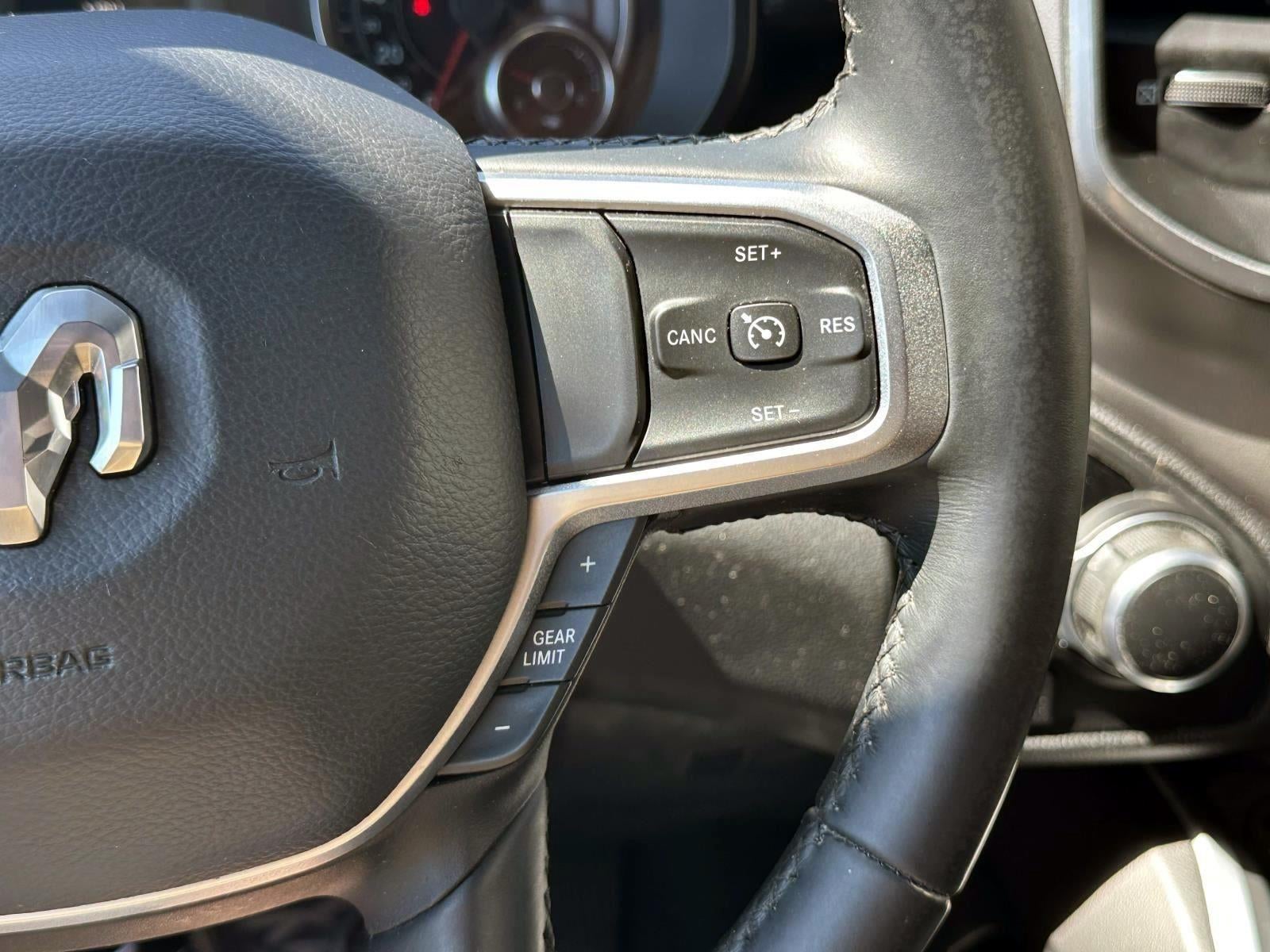 2019 RAM 1500 Big Horn/Lone Star Crew Cab 4x4 5'7" Box