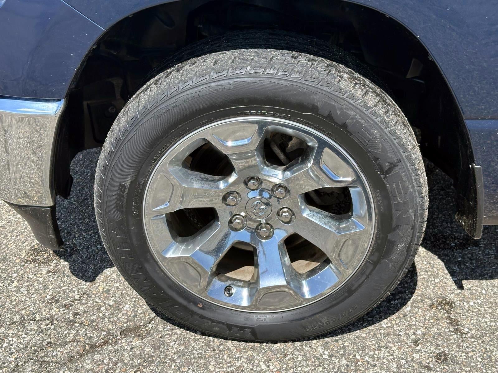 2019 RAM 1500 Big Horn/Lone Star Crew Cab 4x4 5'7" Box