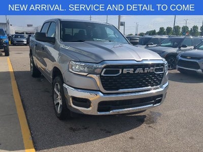 2025 RAM 1500 Tradesman Crew Cab 4x4 5'7" Box