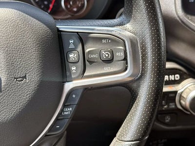 2025 RAM 1500 Tradesman Crew Cab 4x4 5'7" Box