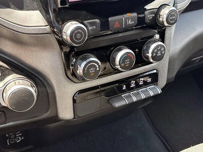 2025 RAM 1500 Tradesman Crew Cab 4x4 5'7" Box