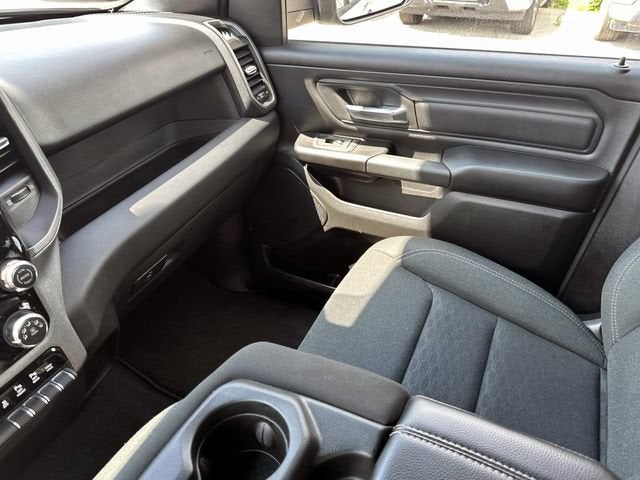2025 RAM 1500 Tradesman Crew Cab 4x4 5'7" Box