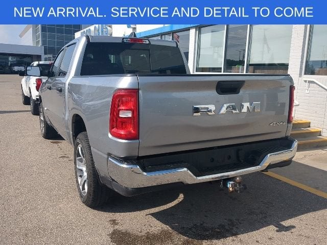 2025 RAM 1500 Tradesman Crew Cab 4x4 5'7" Box