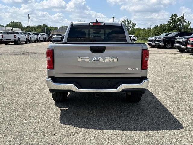 2025 RAM 1500 Tradesman Crew Cab 4x4 5'7" Box