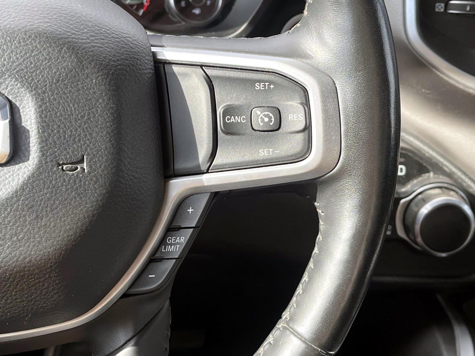 2020 RAM 1500 Big Horn Crew Cab 4x4 5'7" Box