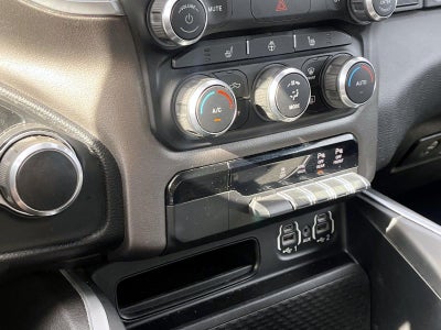 2020 RAM 1500 Big Horn Crew Cab 4x4 5'7" Box