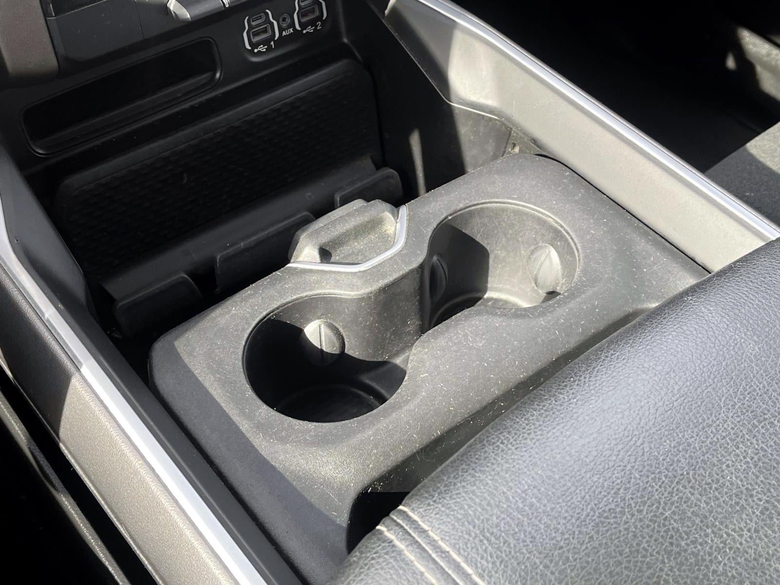 2020 RAM 1500 Big Horn Crew Cab 4x4 5'7" Box