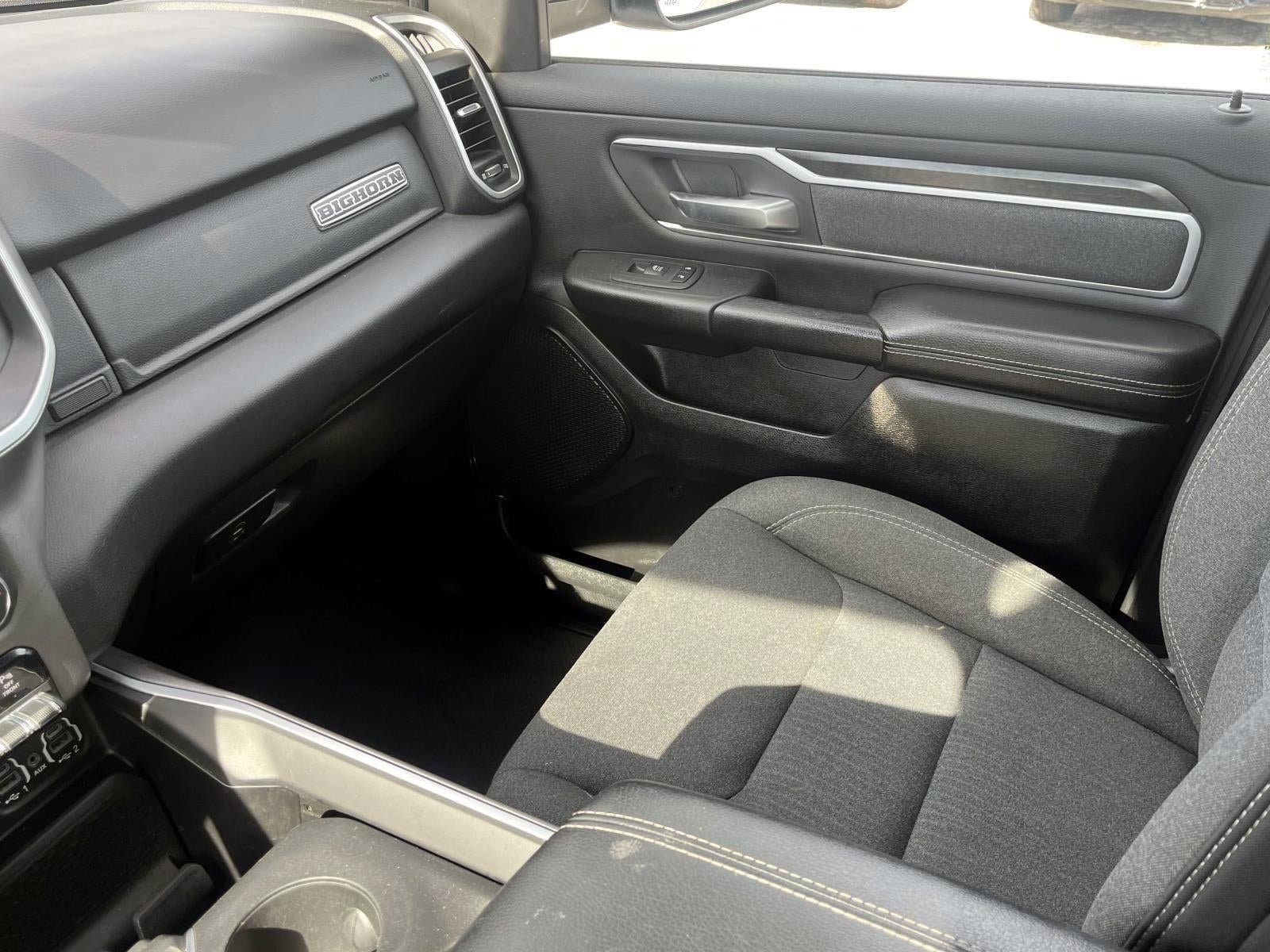 2020 RAM 1500 Big Horn Crew Cab 4x4 5'7" Box