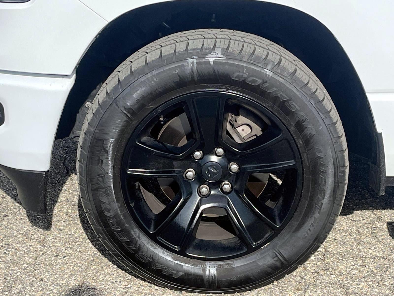 2020 RAM 1500 Big Horn Crew Cab 4x4 5'7" Box