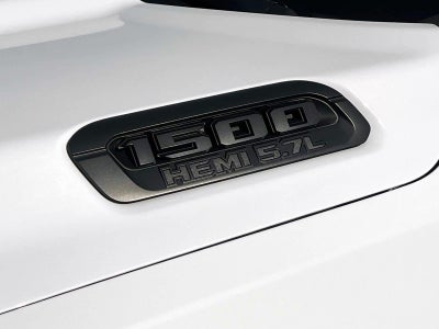 2020 RAM 1500 Big Horn Crew Cab 4x4 5'7" Box