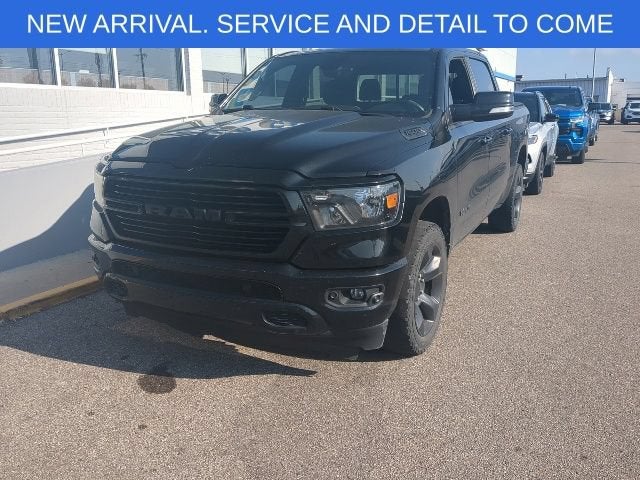 2019 RAM 1500 Big Horn/Lone Star Crew Cab 4x4 5'7" Box