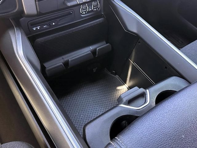 2019 RAM 1500 Big Horn/Lone Star Crew Cab 4x4 5'7" Box