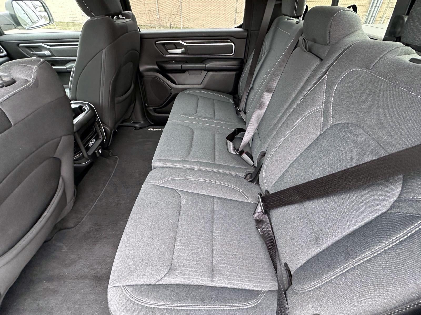 2021 RAM 1500 Big Horn Crew Cab 4x4 5'7" Box