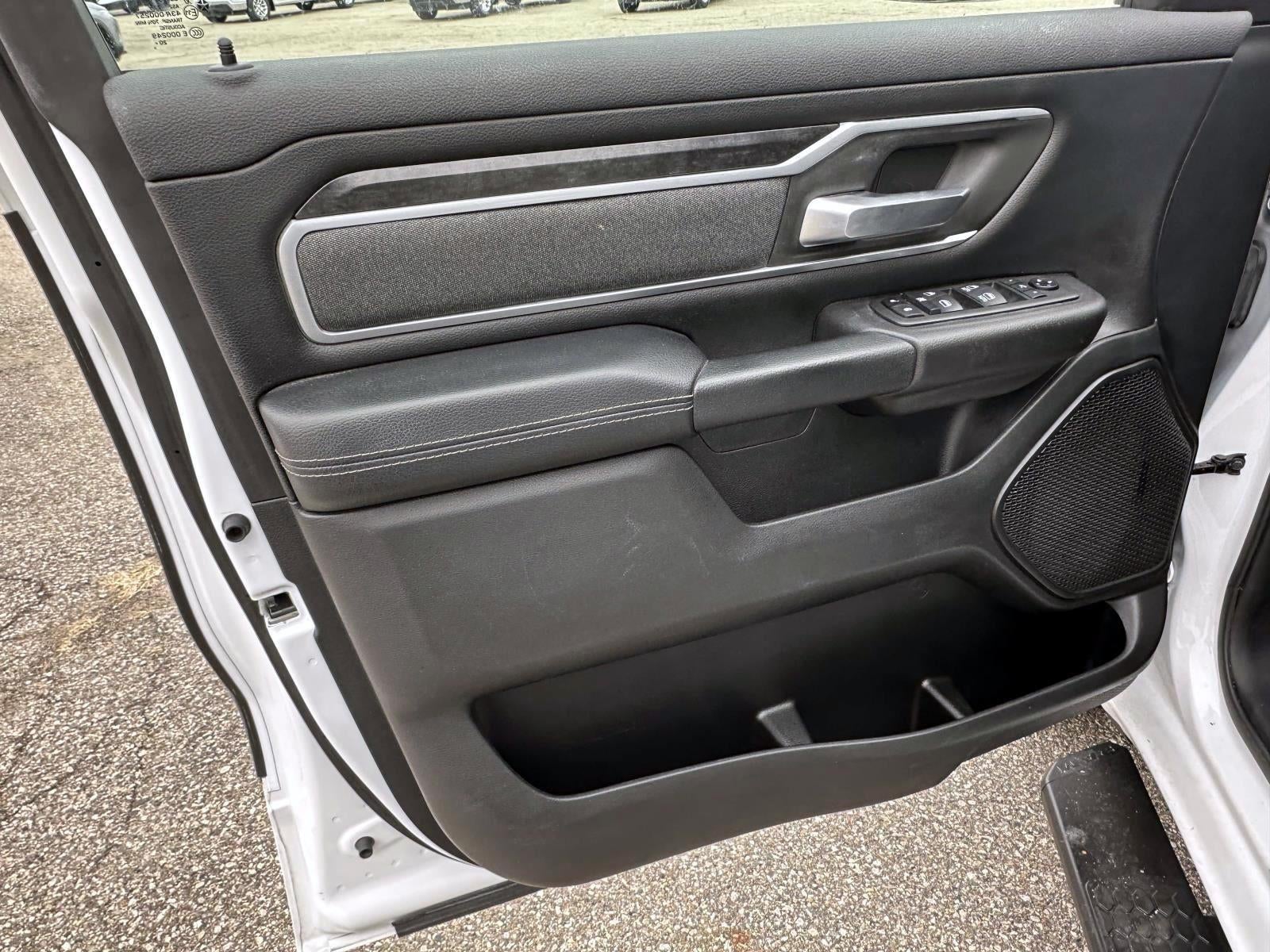 2021 RAM 1500 Big Horn Crew Cab 4x4 5'7" Box