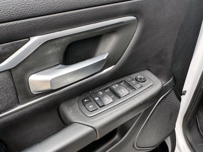 2021 RAM 1500 Big Horn Crew Cab 4x4 5'7" Box