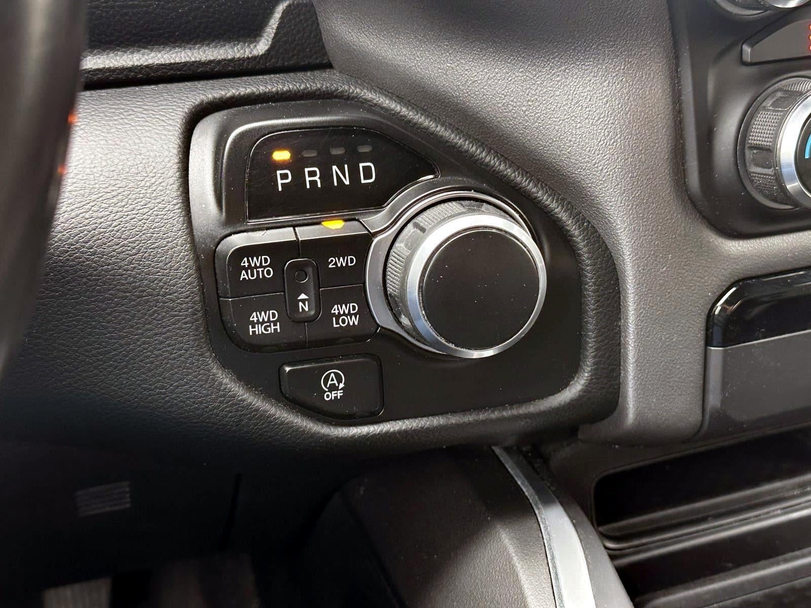 2021 RAM 1500 Big Horn Crew Cab 4x4 5'7" Box