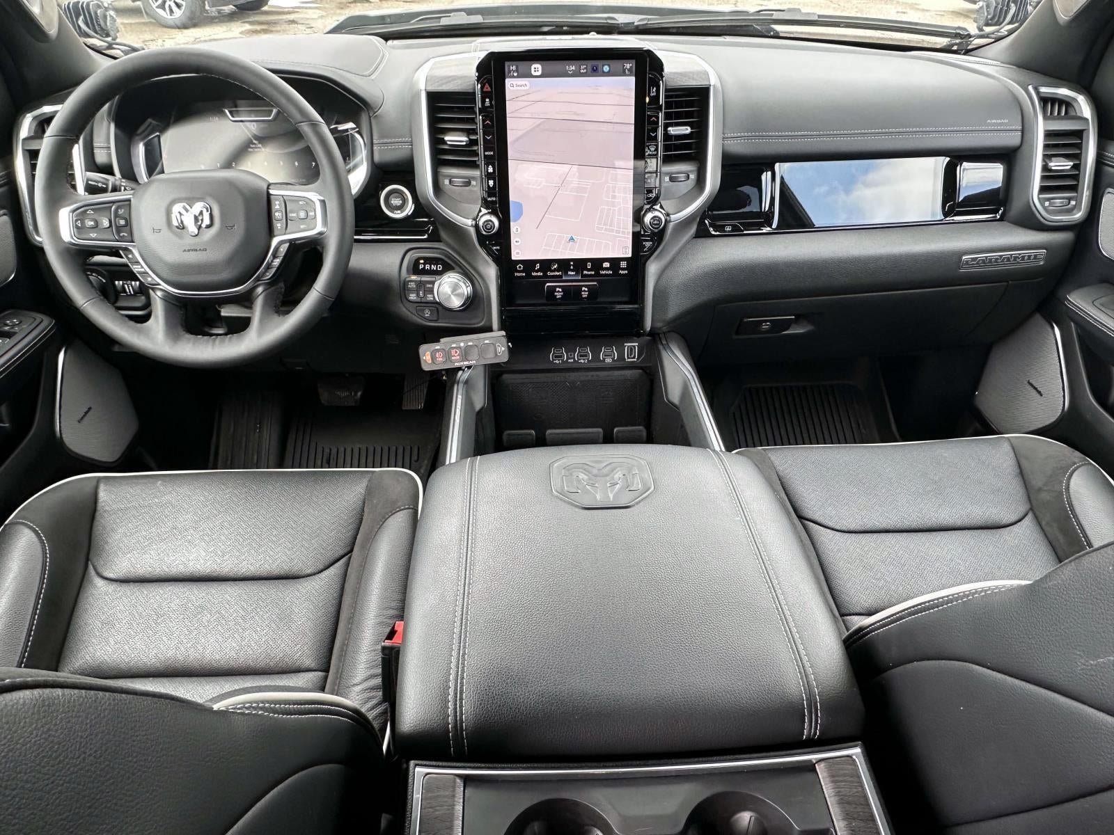 2025 RAM 1500 Laramie Crew Cab 4x4 5'7" Box