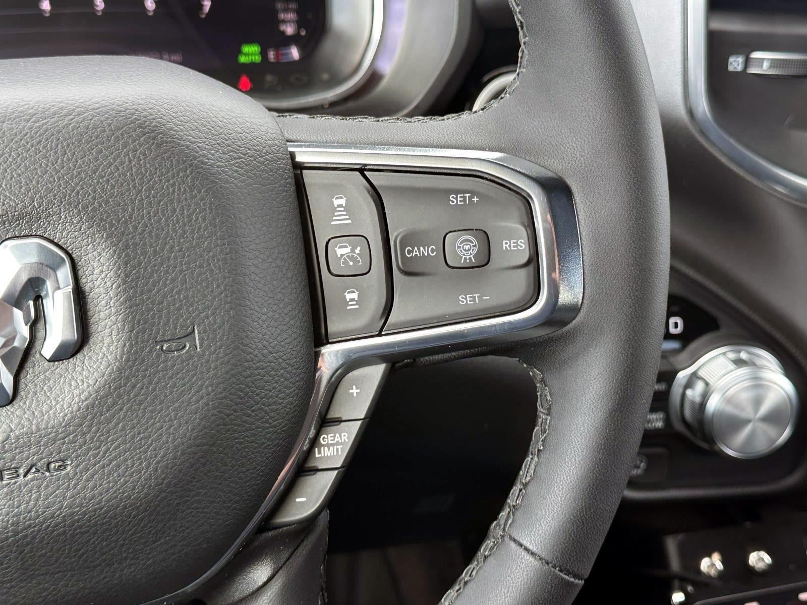 2025 RAM 1500 Laramie Crew Cab 4x4 5'7" Box