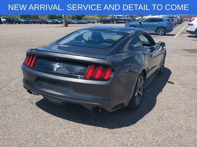 2017 Ford Mustang V6