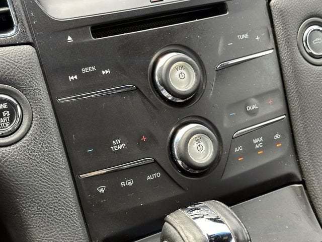 2015 Ford Taurus SEL