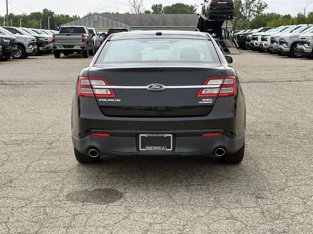 2015 Ford Taurus SEL