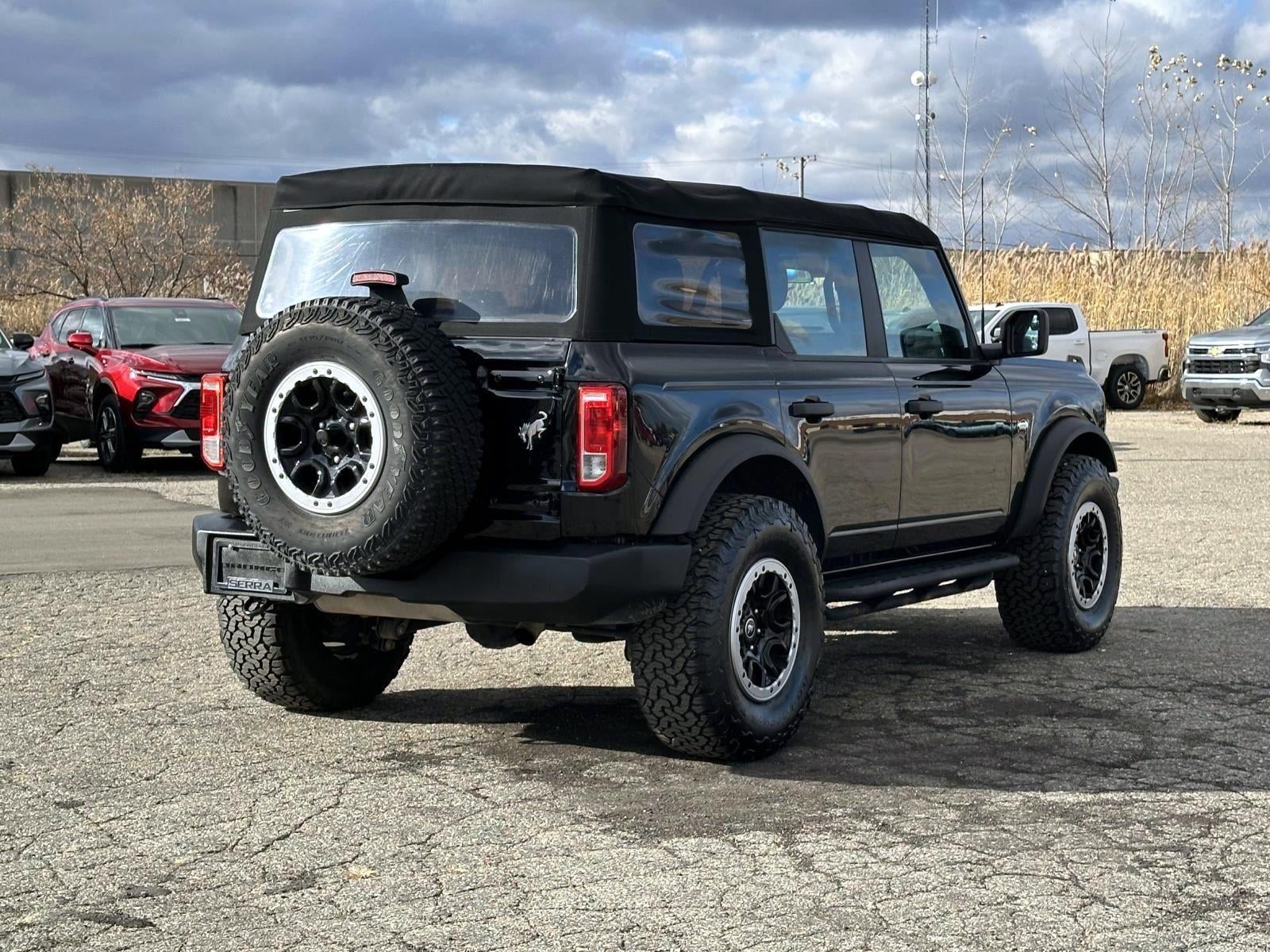 2022 Ford Bronco Base