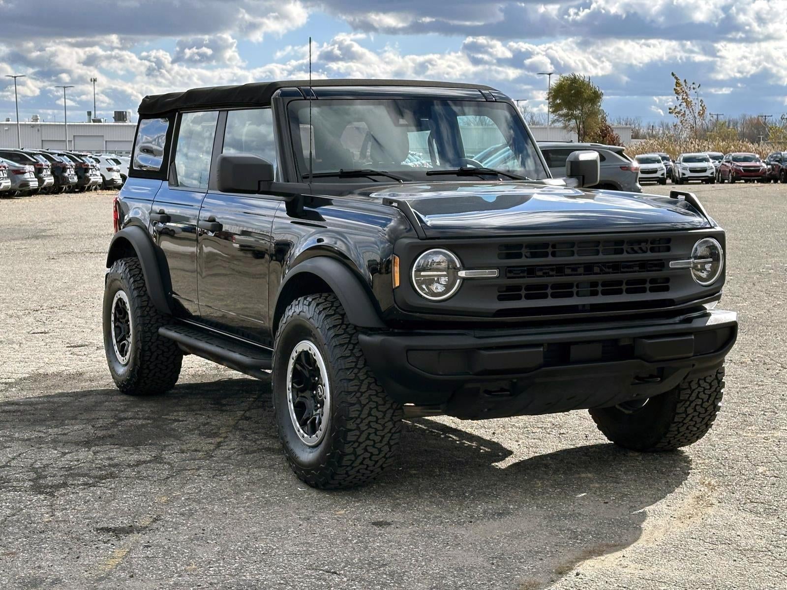 2022 Ford Bronco Base