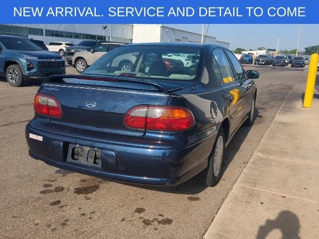 2000 Chevrolet Malibu BASE