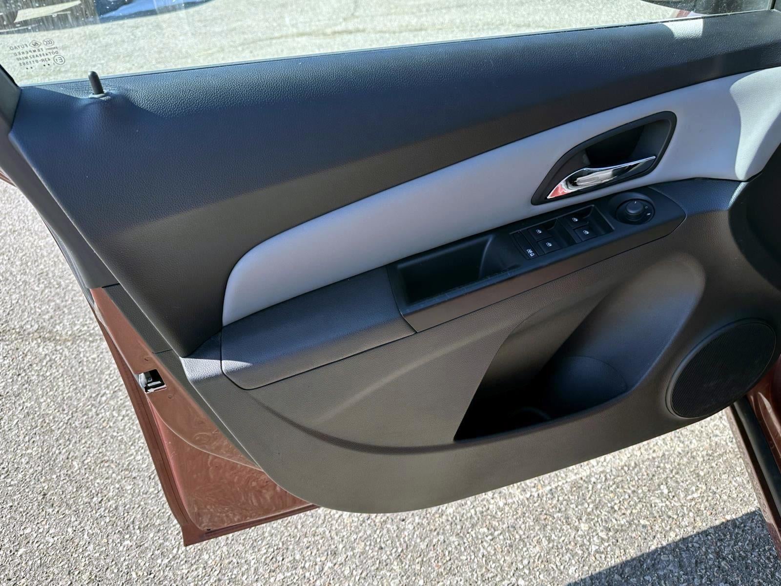 2013 Chevrolet Cruze LS