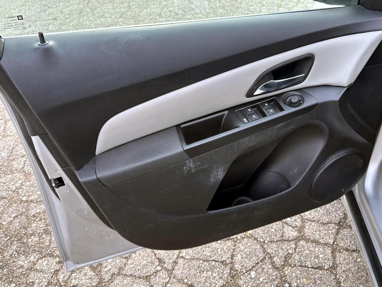 2014 Chevrolet Cruze LS