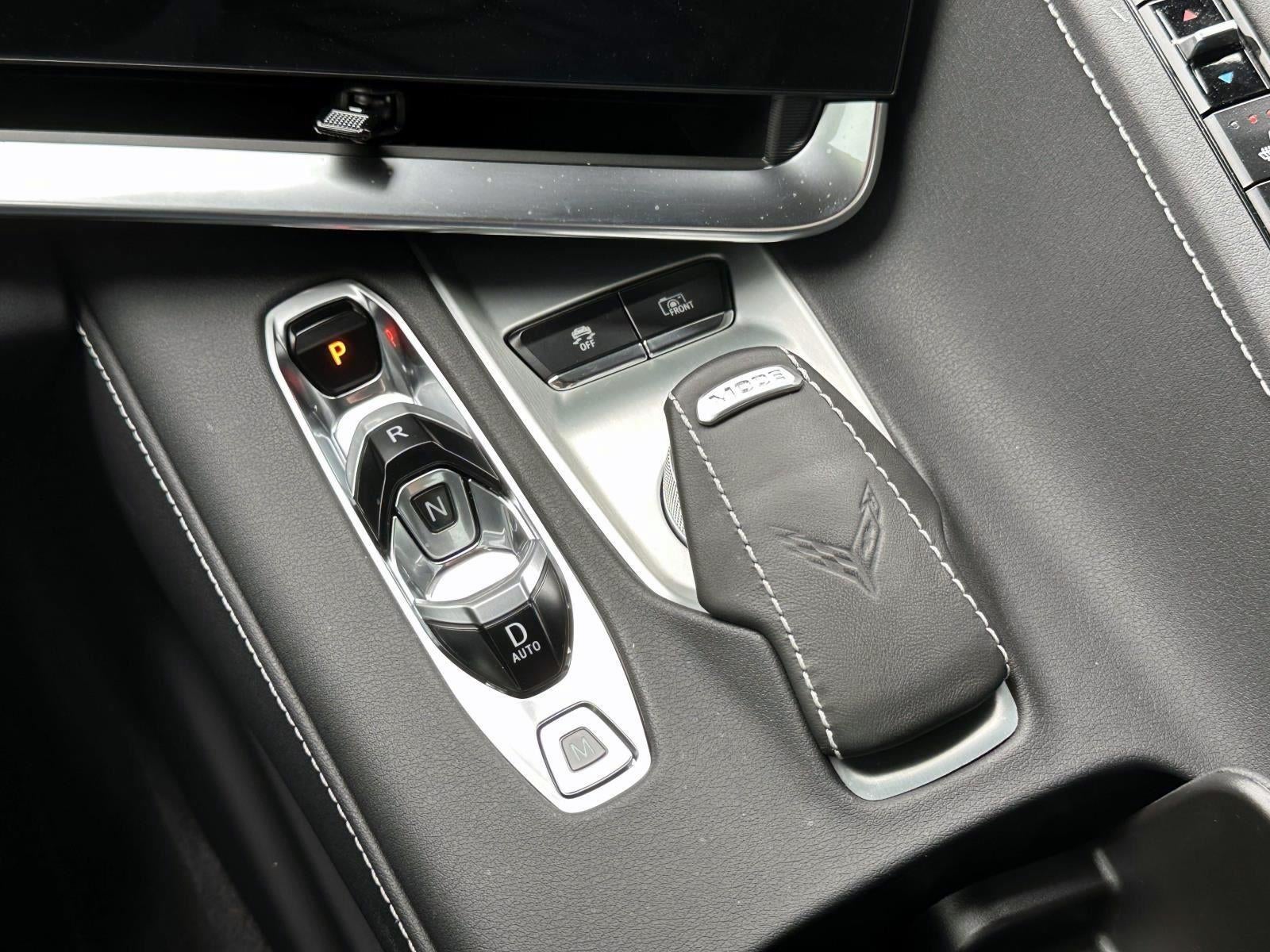 2025 Chevrolet Corvette Stingray 2LT