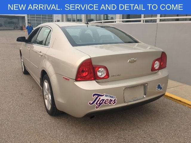 2010 Chevrolet Malibu LS w/1LS