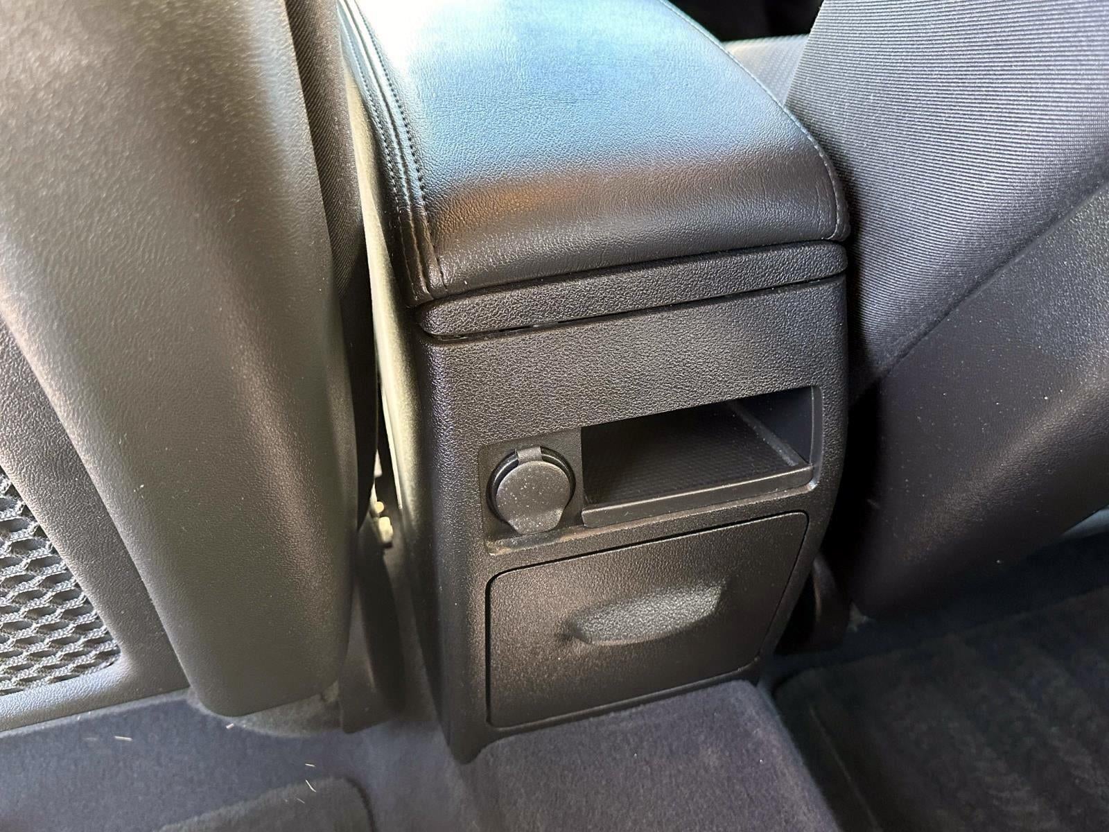 2011 Chevrolet Malibu LT w/1LT