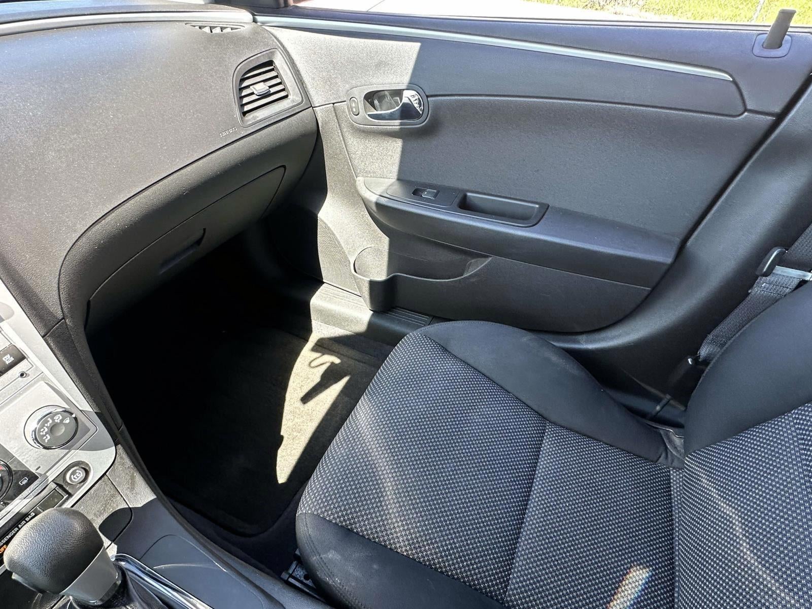 2011 Chevrolet Malibu LT w/1LT