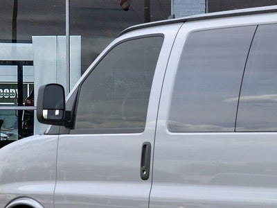 2026 Chevrolet Express Passenger 1LT