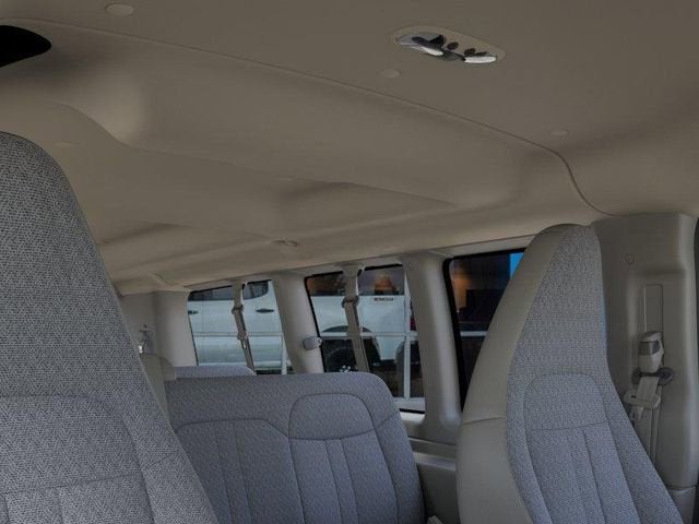2026 Chevrolet Express Passenger 1LT
