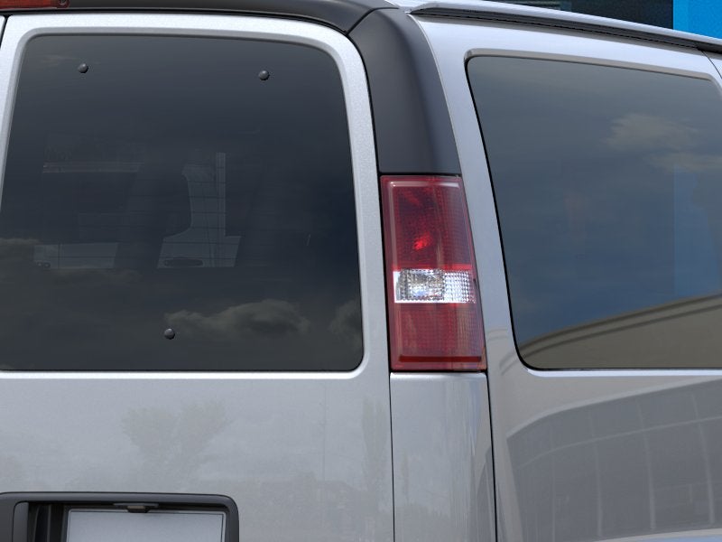 2026 Chevrolet Express Passenger 1LT