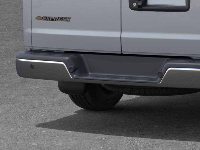 2026 Chevrolet Express Passenger 1LT