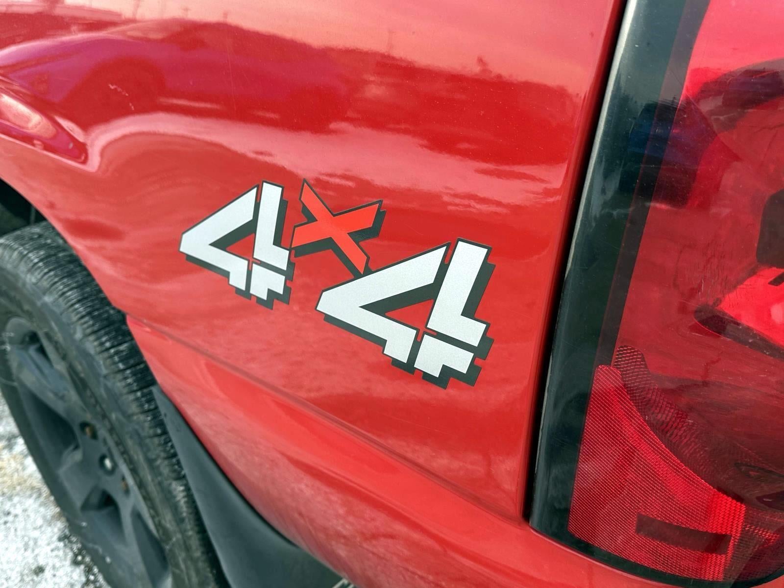 2004 Chevrolet Silverado 1500 Work Truck