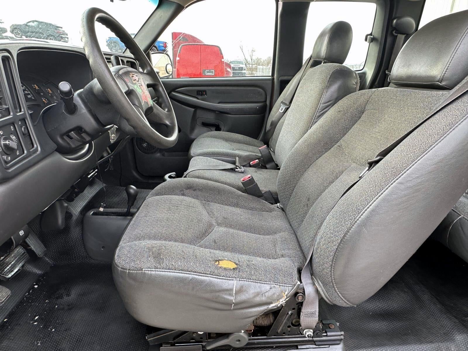 2004 Chevrolet Silverado 1500 Work Truck