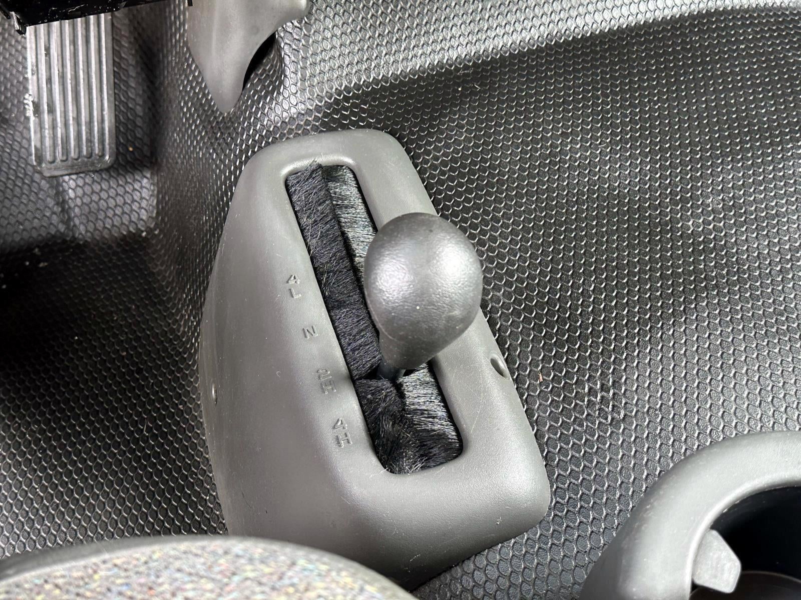 2004 Chevrolet Silverado 1500 Work Truck